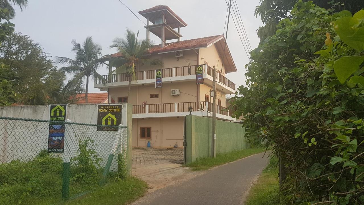 Ronny Cottage Negombo Buitenkant foto